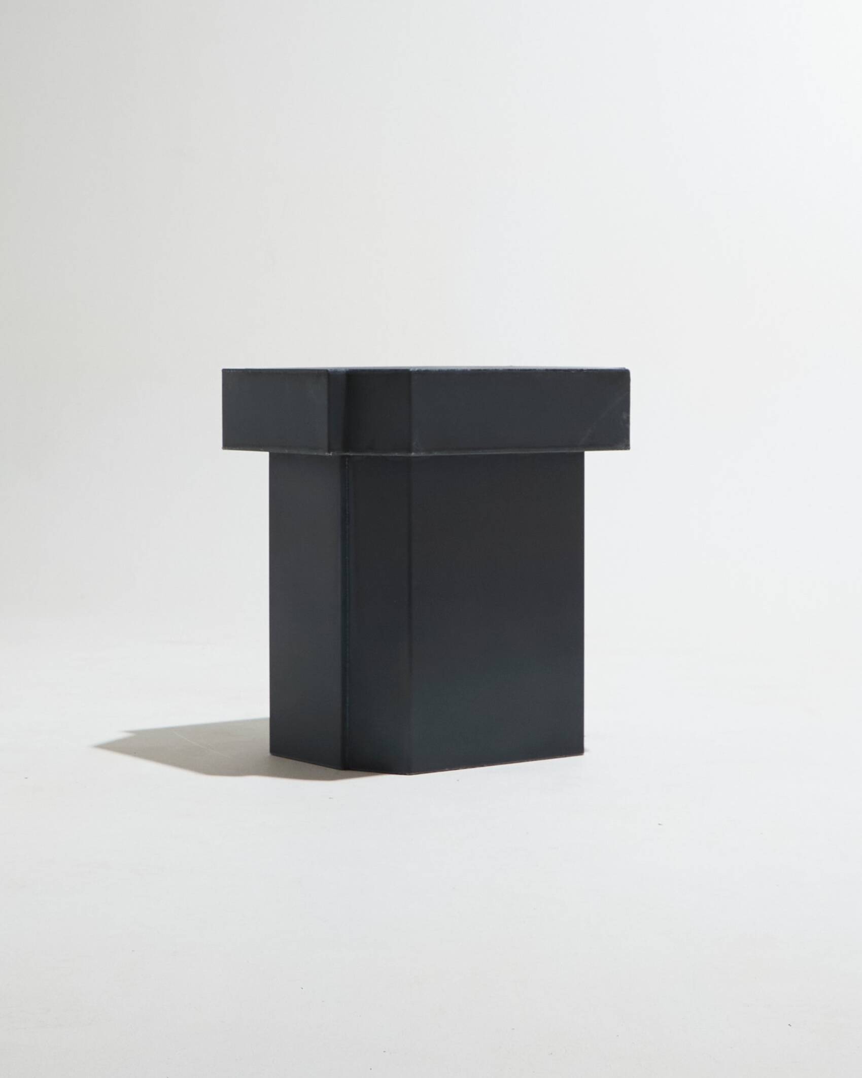 Funki raw steel stool