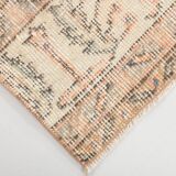 Tapis de couloir turc vintage à motif floral