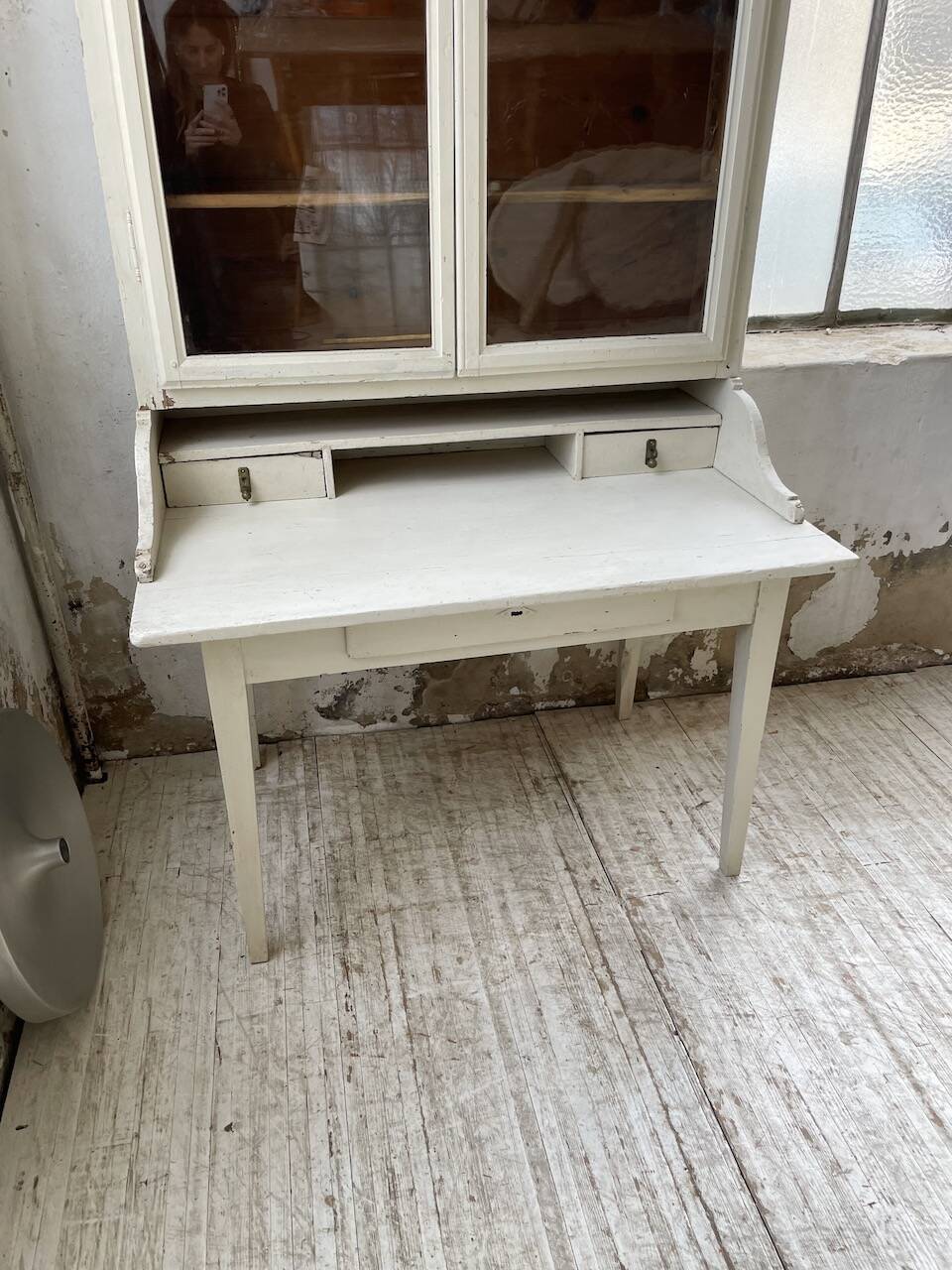 20th century showcase office