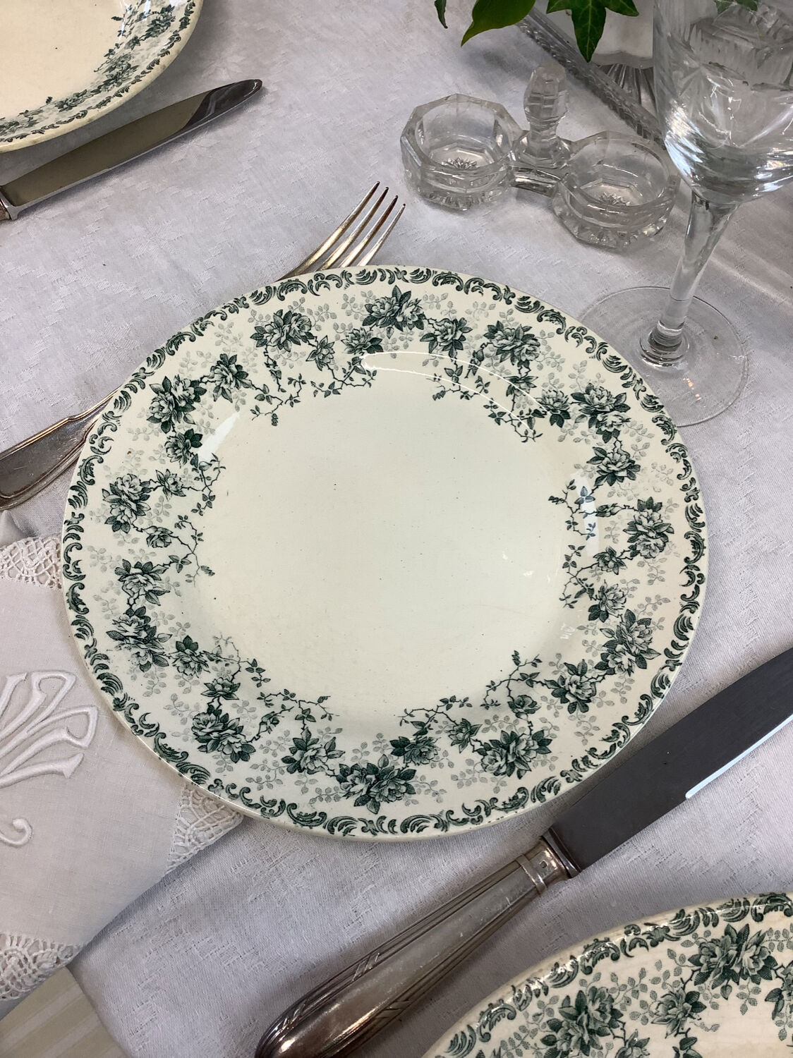 6 old flat plates made in france terre de fer choisy le roi