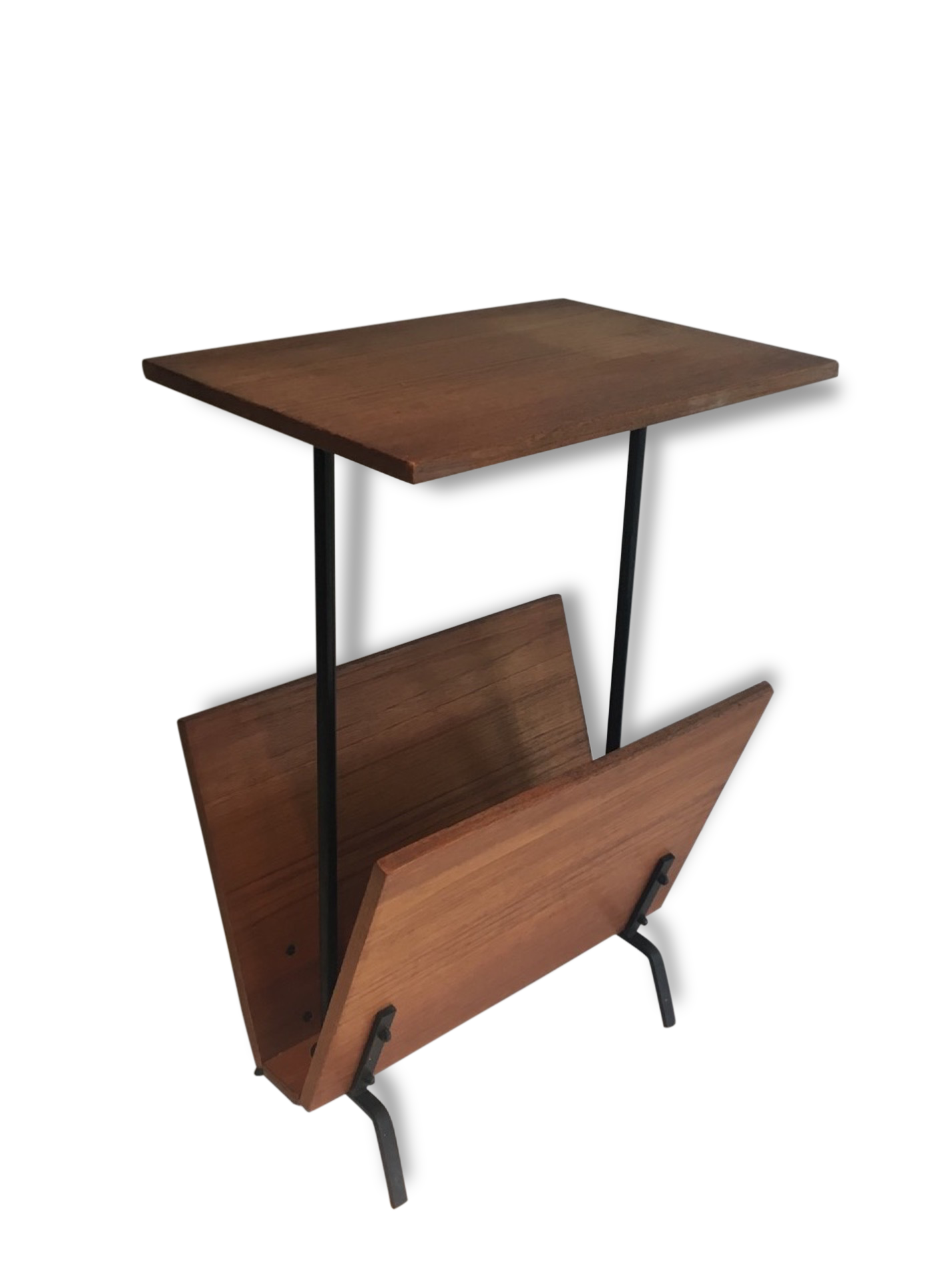 Table magazine holder