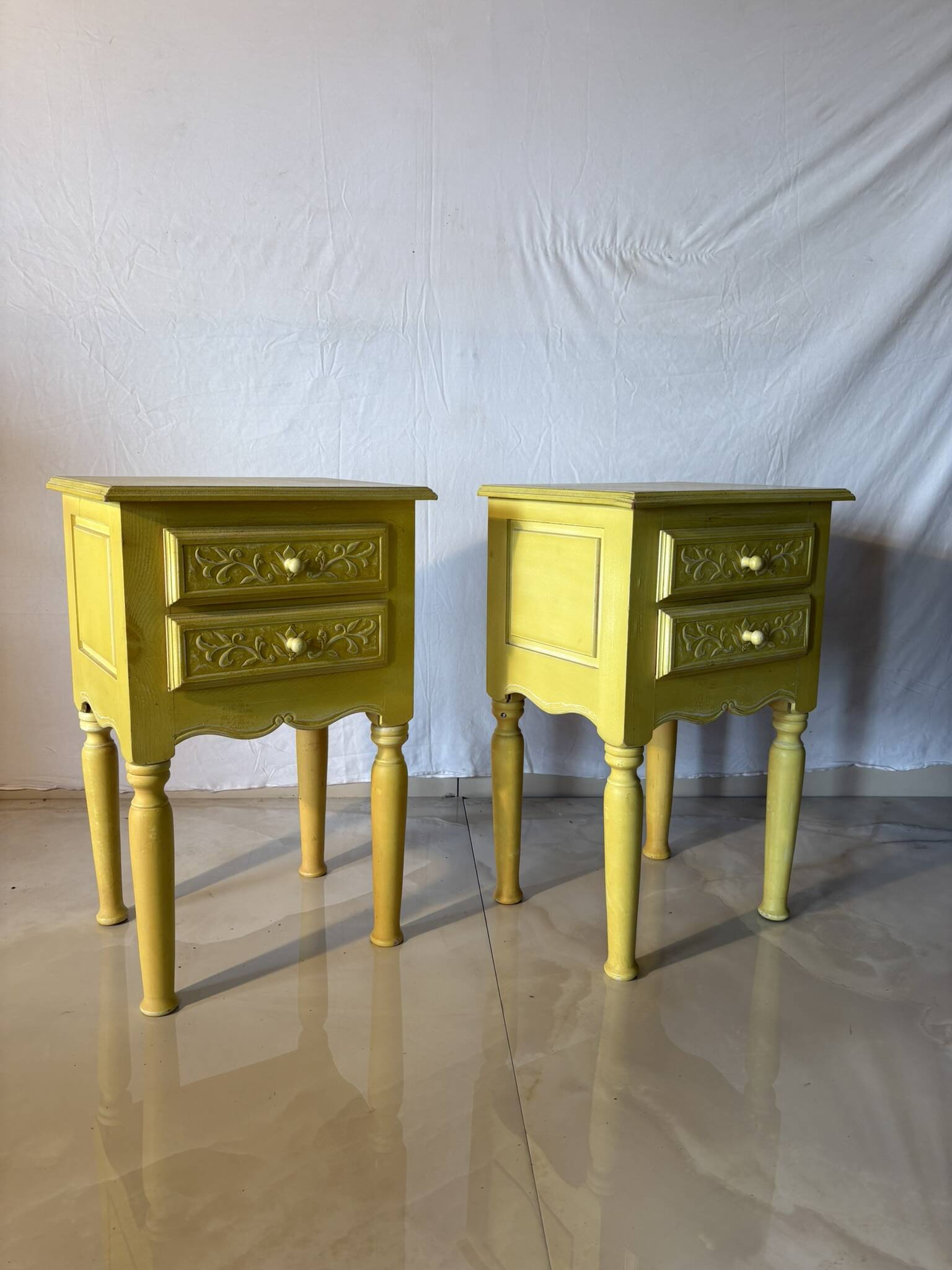 Pair of vintage carved wooden bedside tables – Sunny yellow finish