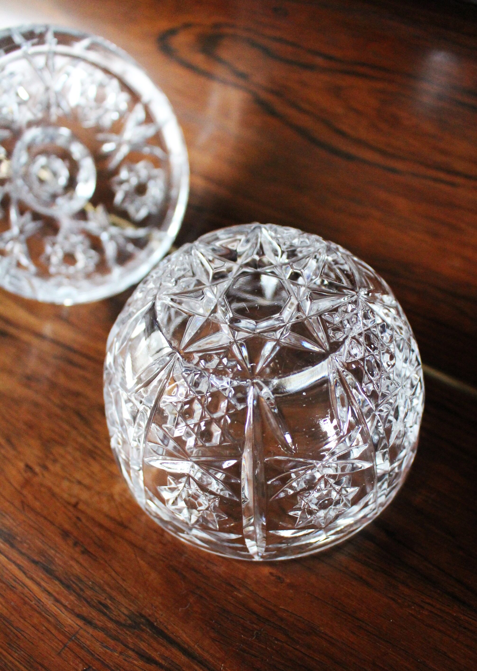 Sweeten Candy glass chiseled flowers