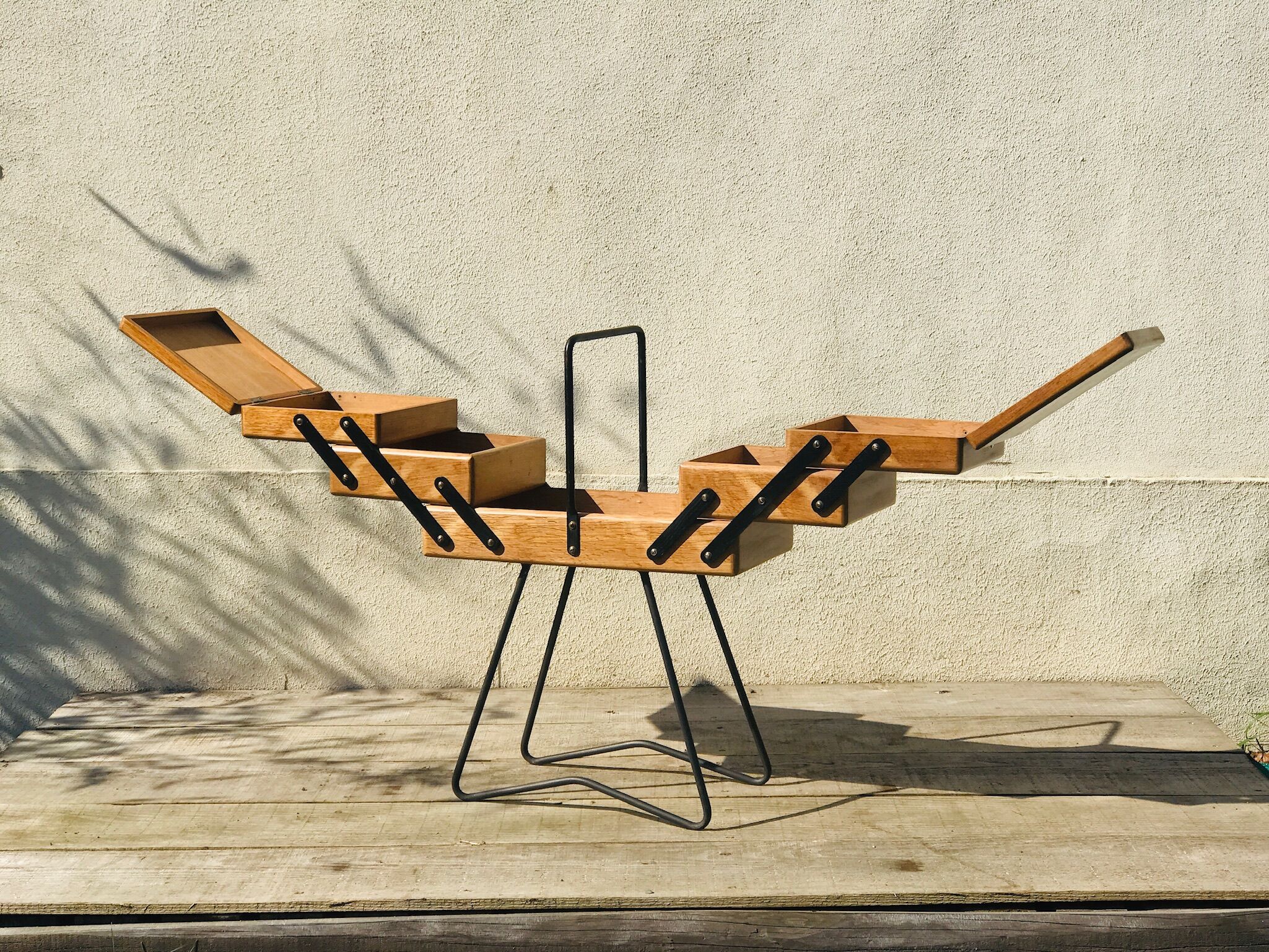 Vintage sewing basket 60