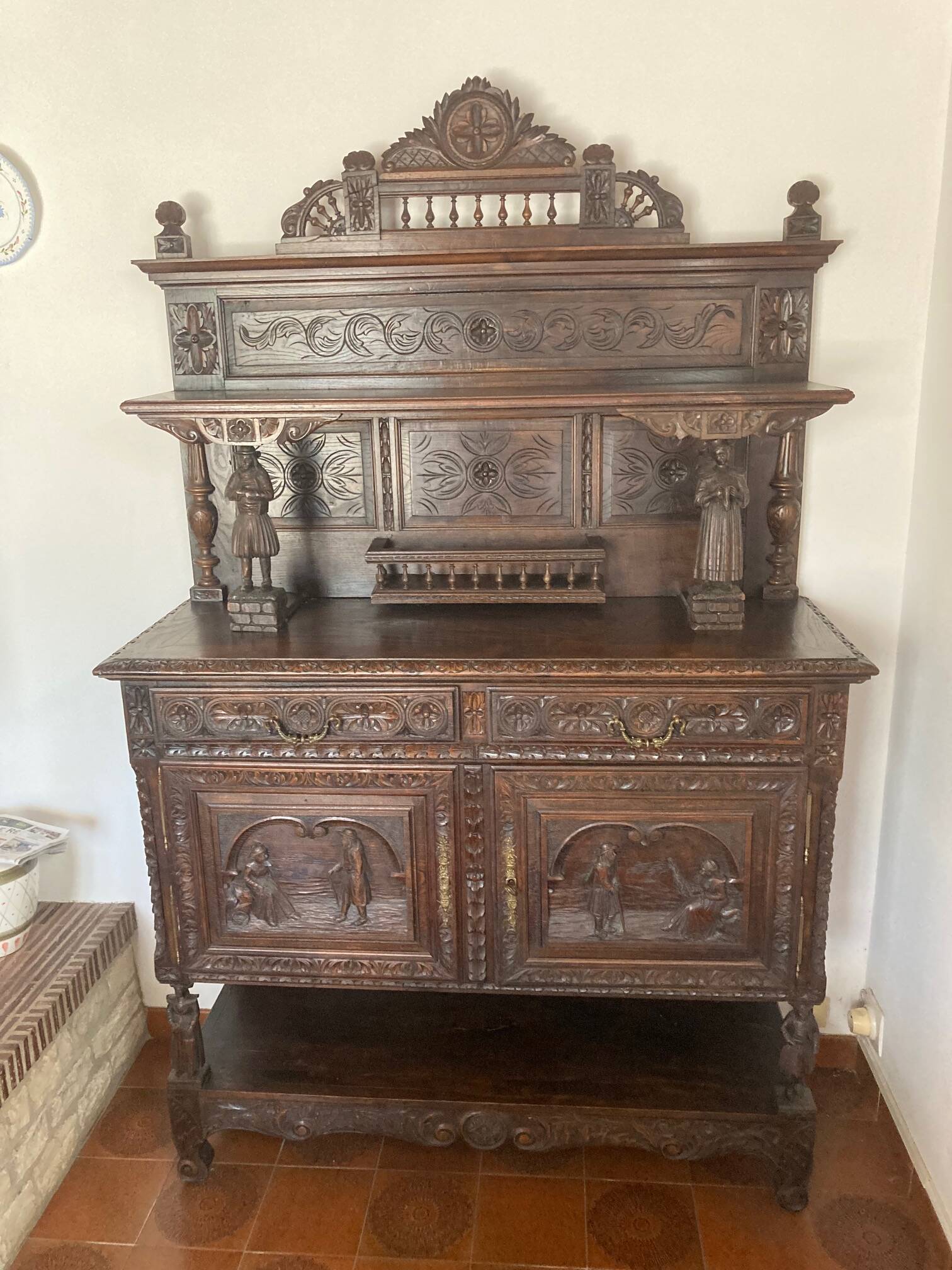 Buffet - Sideboard - Handcrafted Breton furniture in carved solid oak