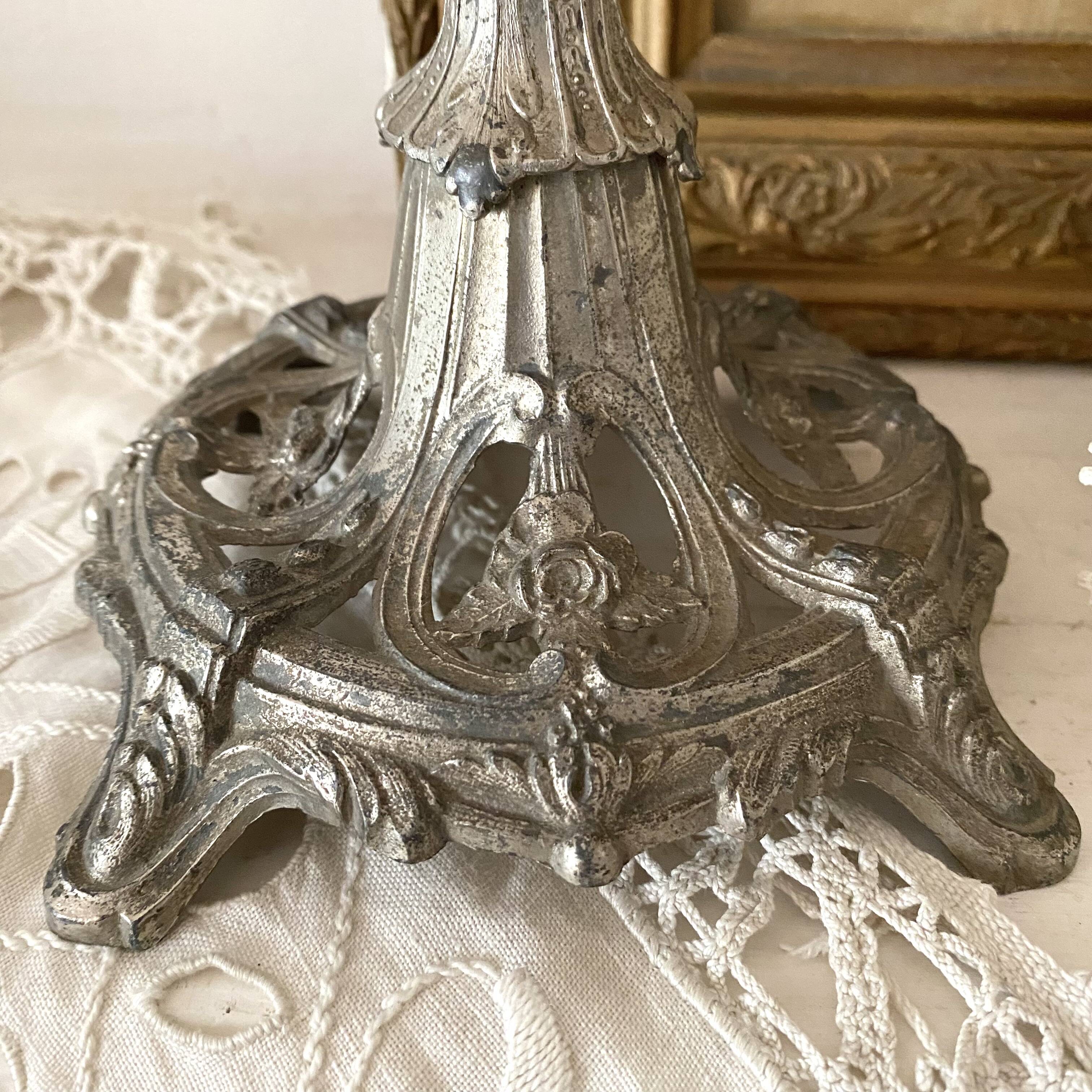 Vase art nouveau, vase cornet, centre de table tulipier