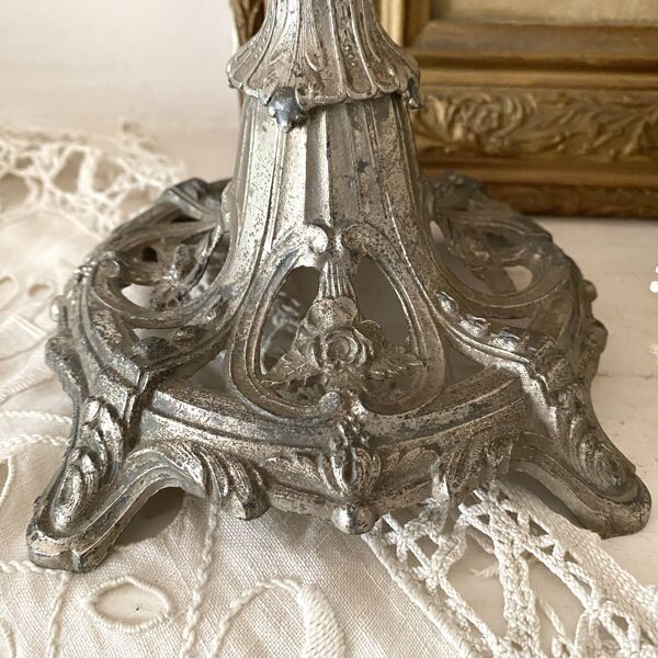 Vase art nouveau, vase cornet, centre de table tulipier