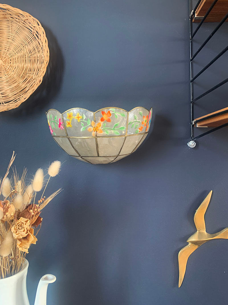 Mother-of-pearl and brass wall lamp