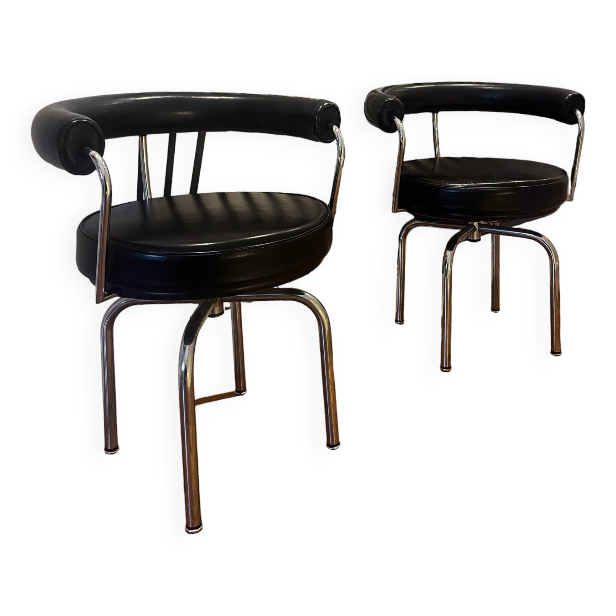 La Corbusier, Pair of LC7 armchairs, Cassina edition