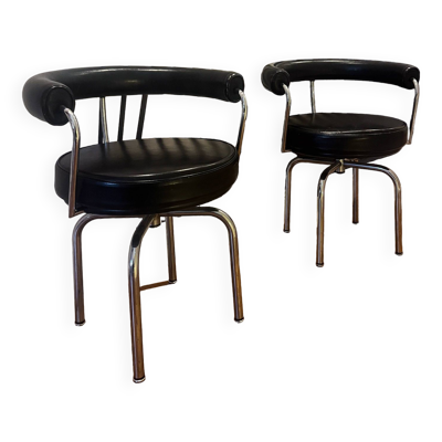 La Corbusier, Paire de fauteuil LC7 édition Cassina