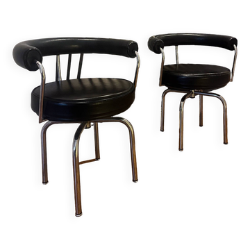La Corbusier, Pair of LC7 armchairs, Cassina edition
