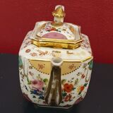 Paris porcelain teapot