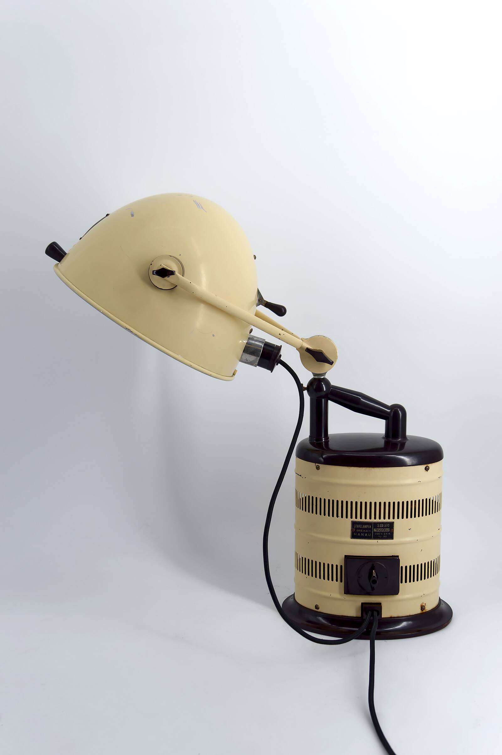 Medical lamp "Höhensonne" S300, Art Deco Bauhaus – Original Hanau