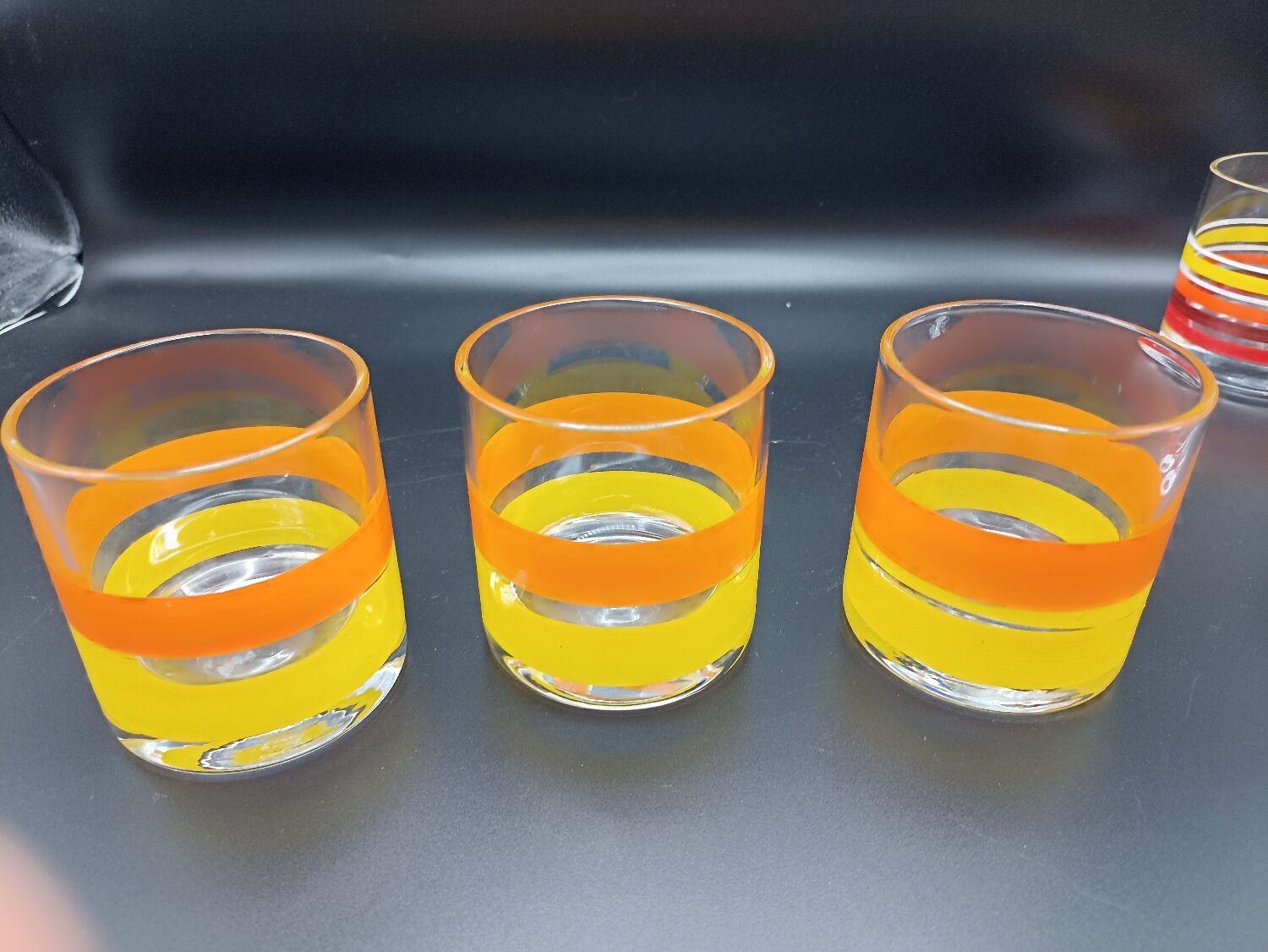 Carafe and 6 glasses 70s