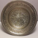 Coupe en laiton gravée