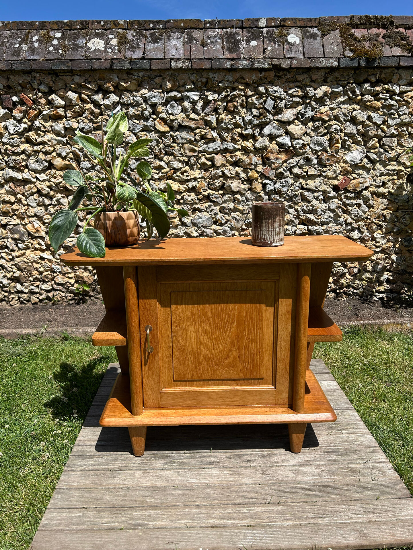 Small vintage solid light oak bar from the 1950s.
