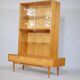 Vitrine en bois de cerisier des années 1960 et 1970, meuble design MCM