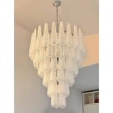 “Elegant Murano Glass ‘Shells’ Chandelier – Venetian Mid-Century Modern”
