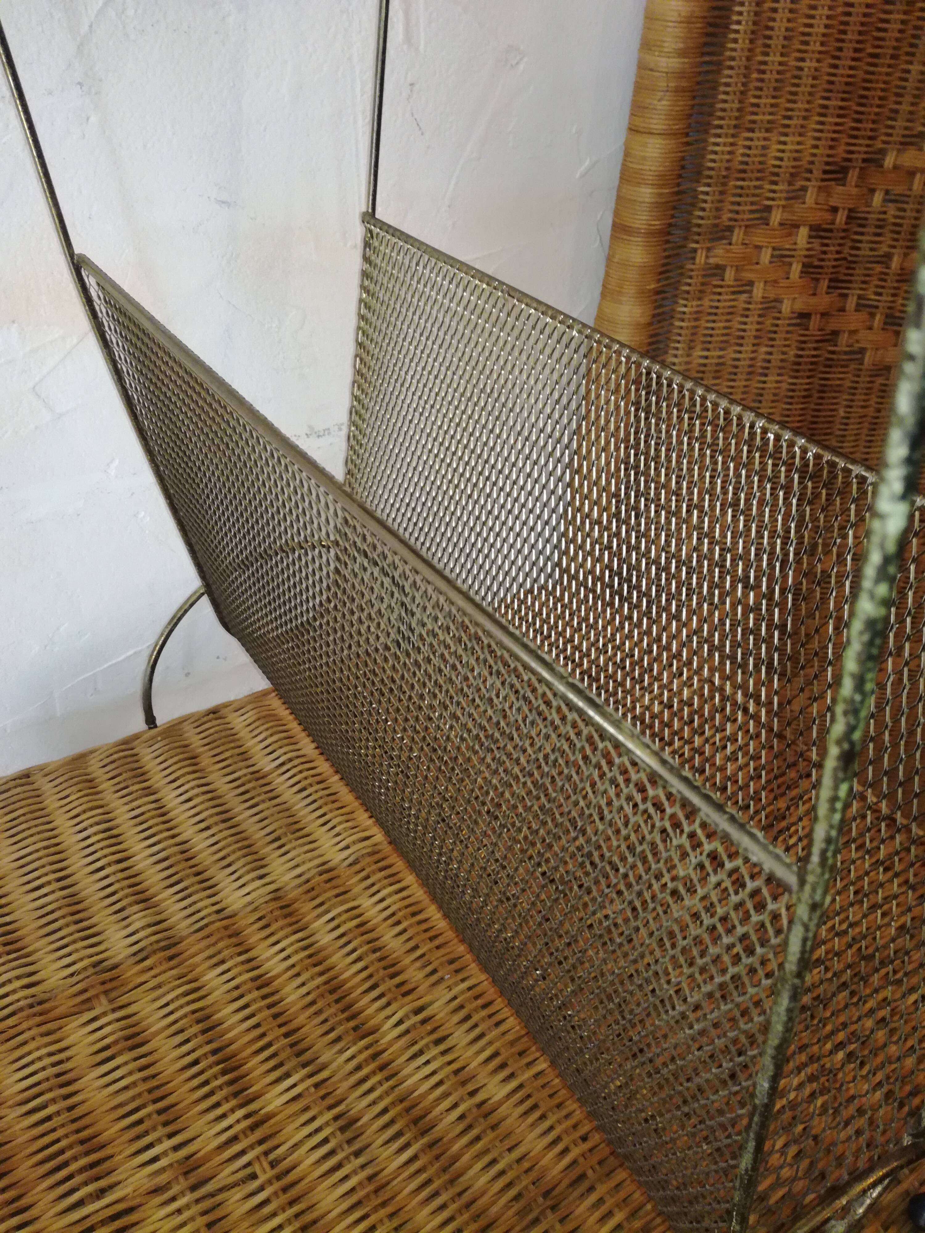 Metal magazine holder