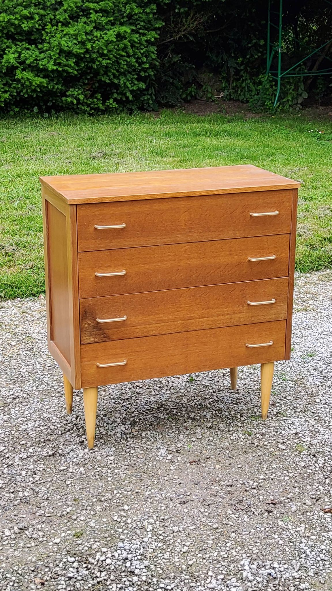 Vintage chest of drawers from the 50s in blond oak 4 drawers conical legs