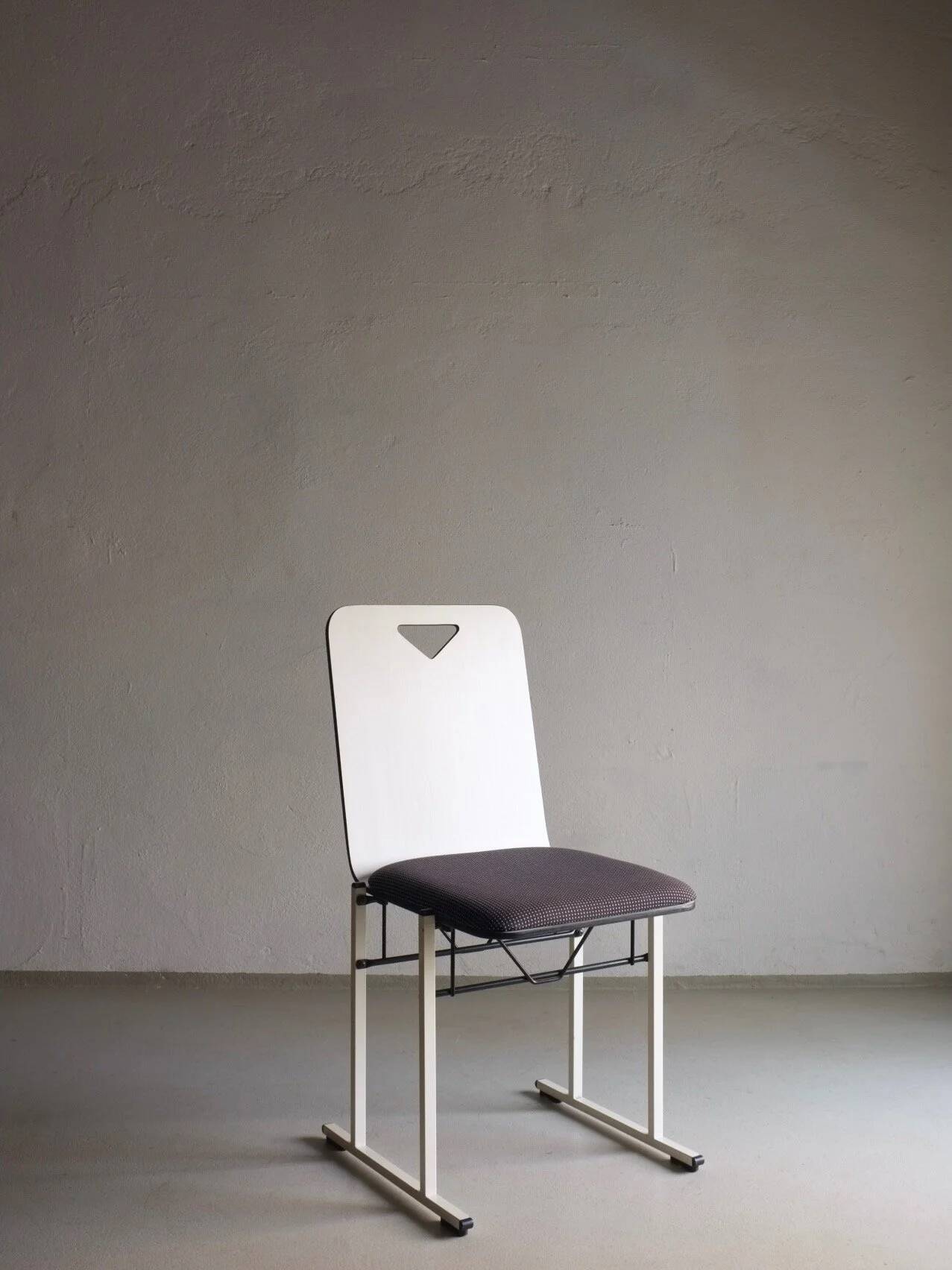 4 chaises en métal blanc par Yrjö Kukkapuro pour Avarte, Finlande, années 1980
