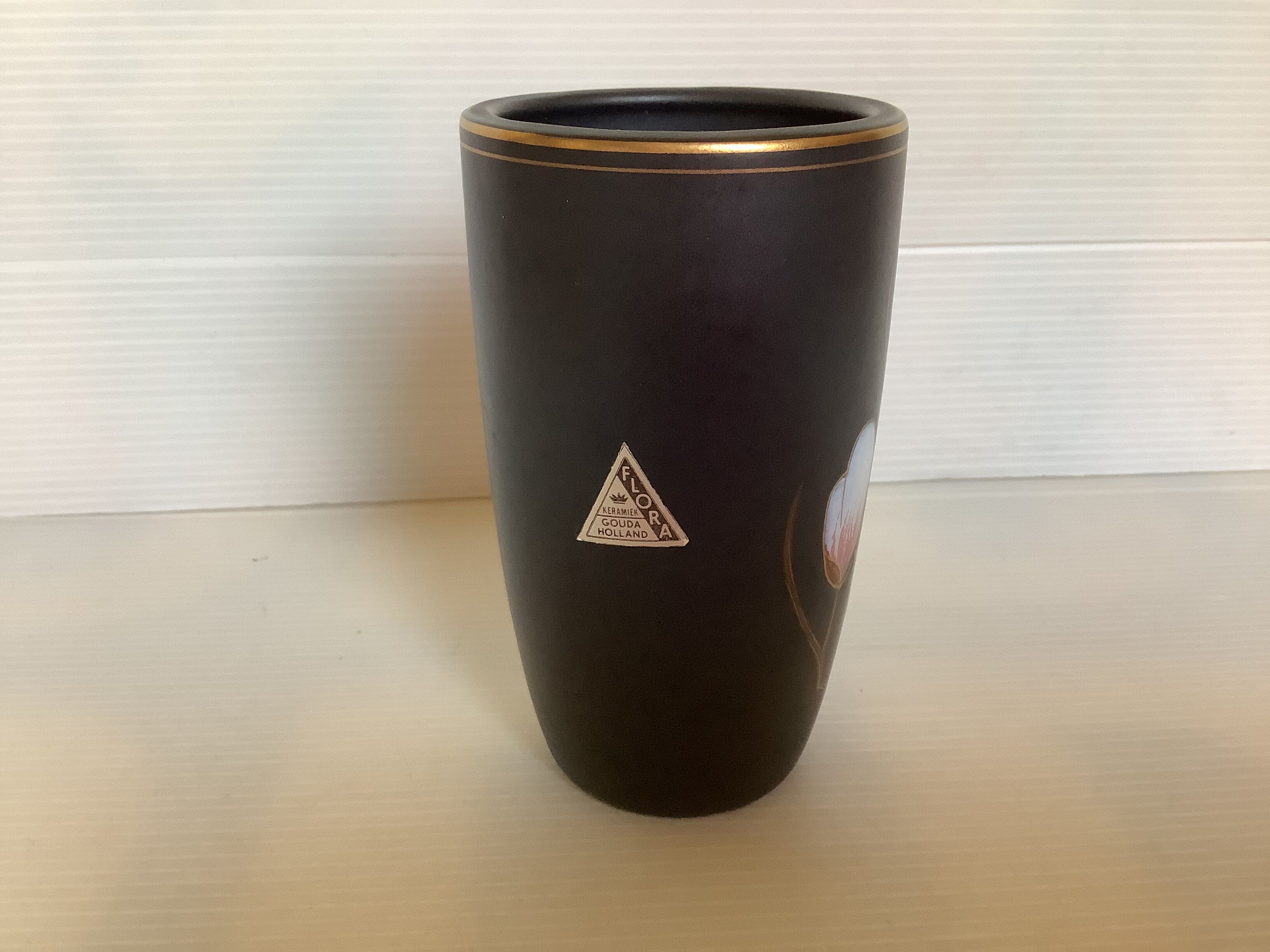 Vase Flora keramiek gouda Holland matt black