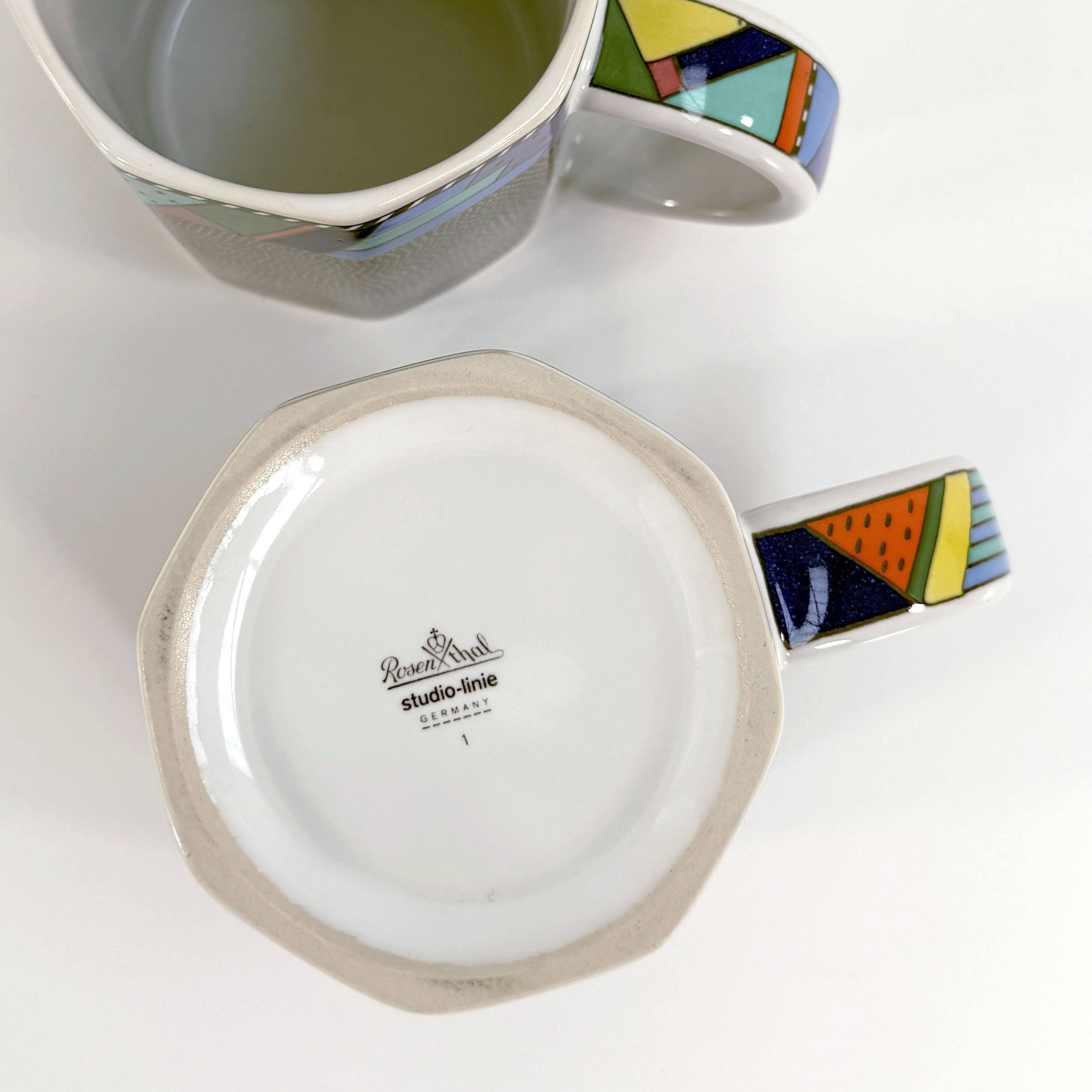 Paire de tasses Scenario Metropol de Barbara Brenner pour Rosenthal, 1990