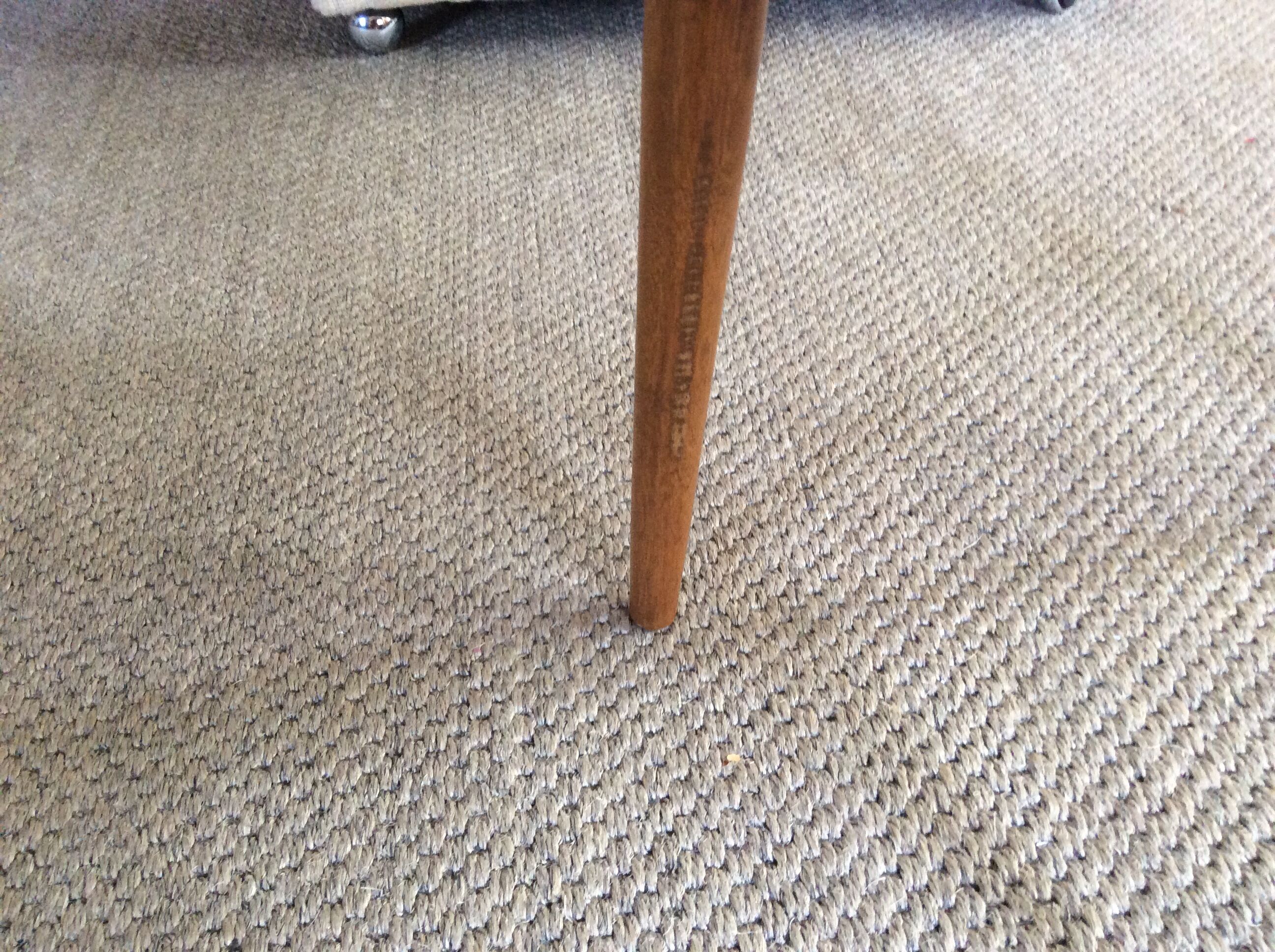 Side table pallet shape