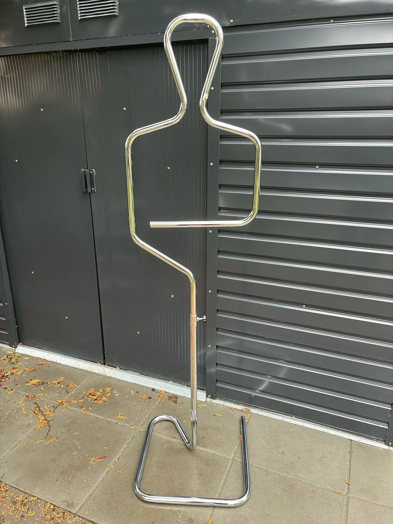 Chrome tubular valet stand in a human silhouette shape, 1980s