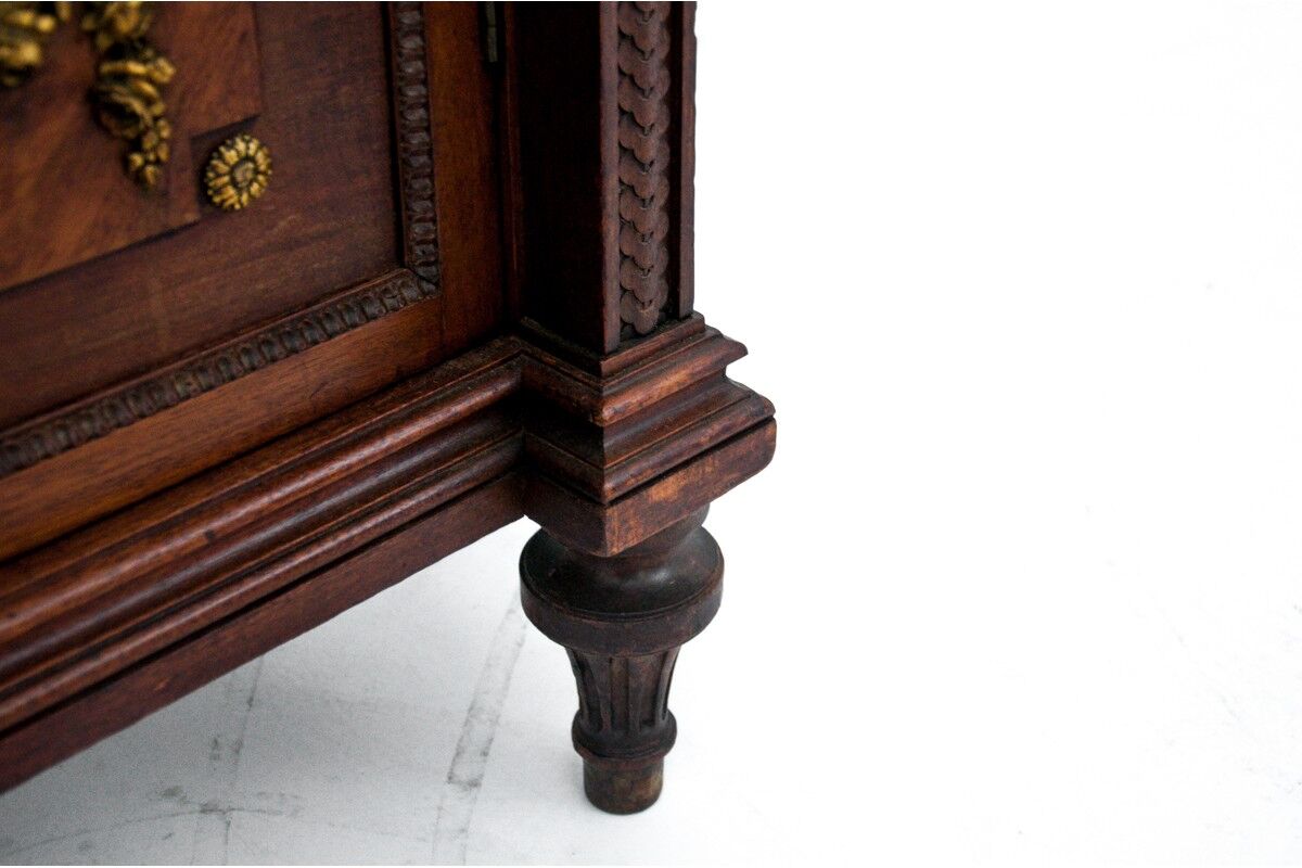 Antique vitrine, France, circa 1890