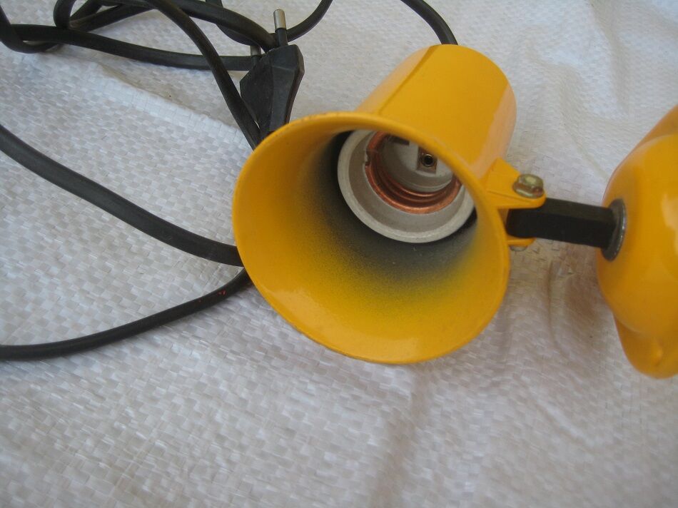 Spot Lita Design of the 70s, yellow