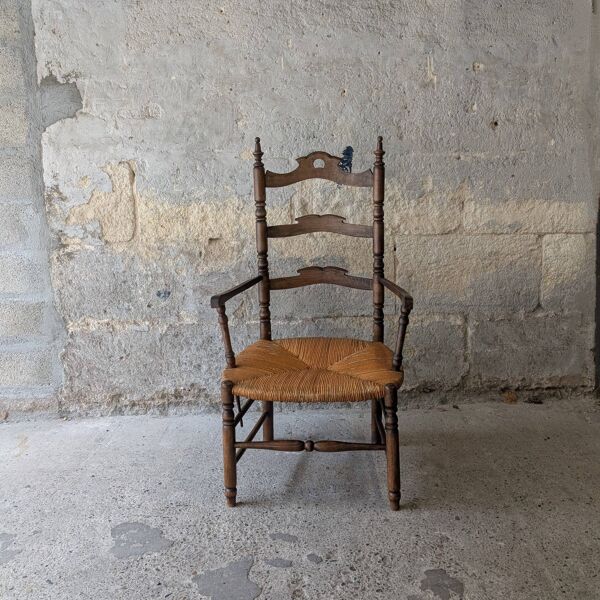 Fauteuil en bois et paille