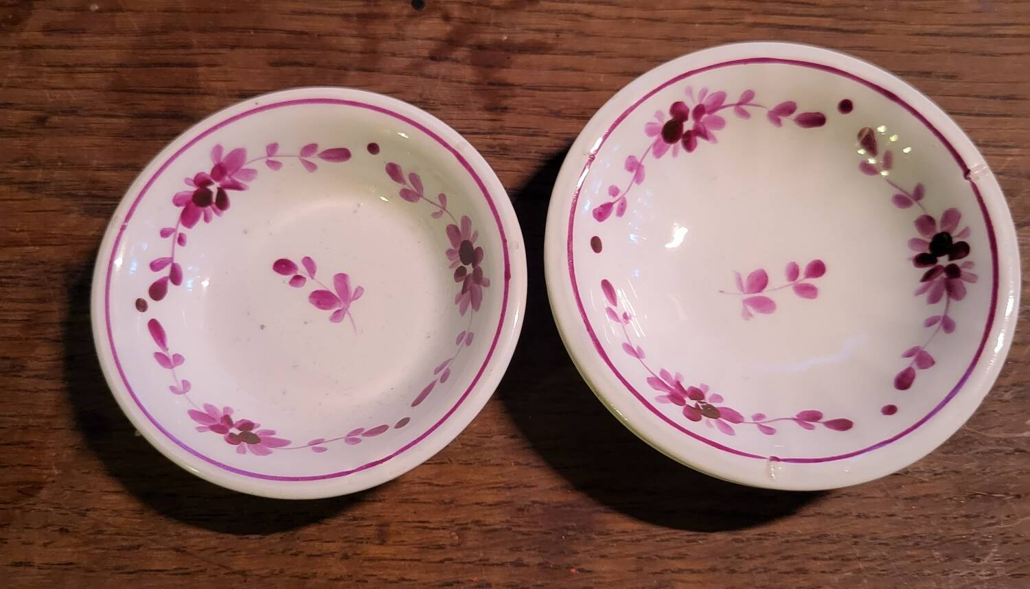 Old porcelain dinette