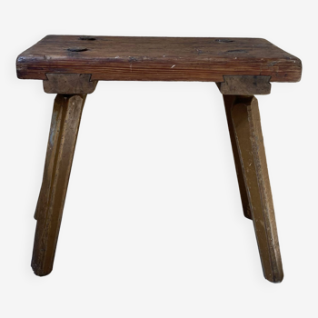 Farm stool