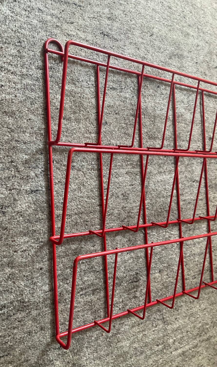 Vintage 80s wall-mounted magazine/vinyl holder