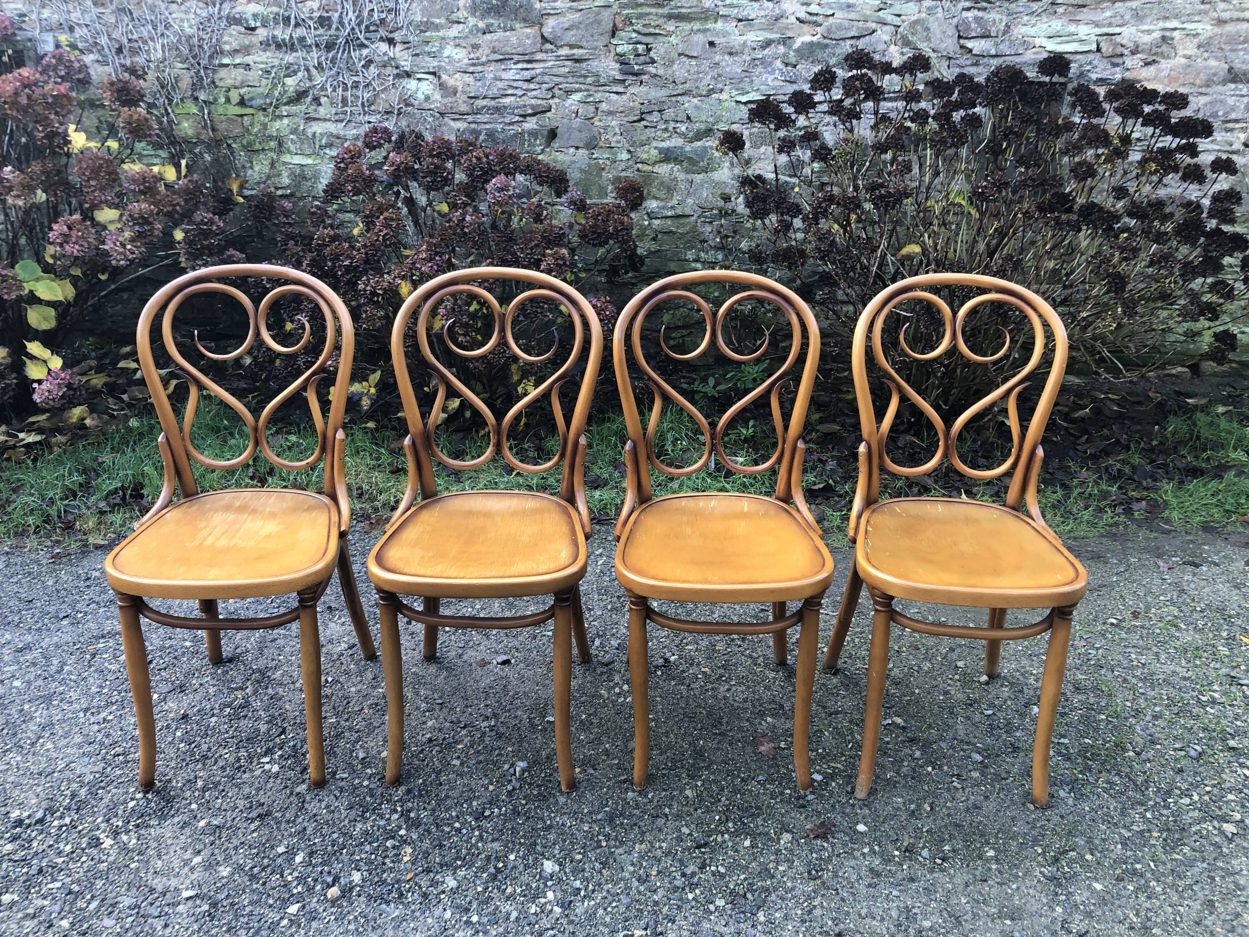 4 Thonet style bentwood chairs in beech.