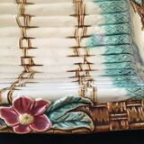 Asparagus dish with earthenware