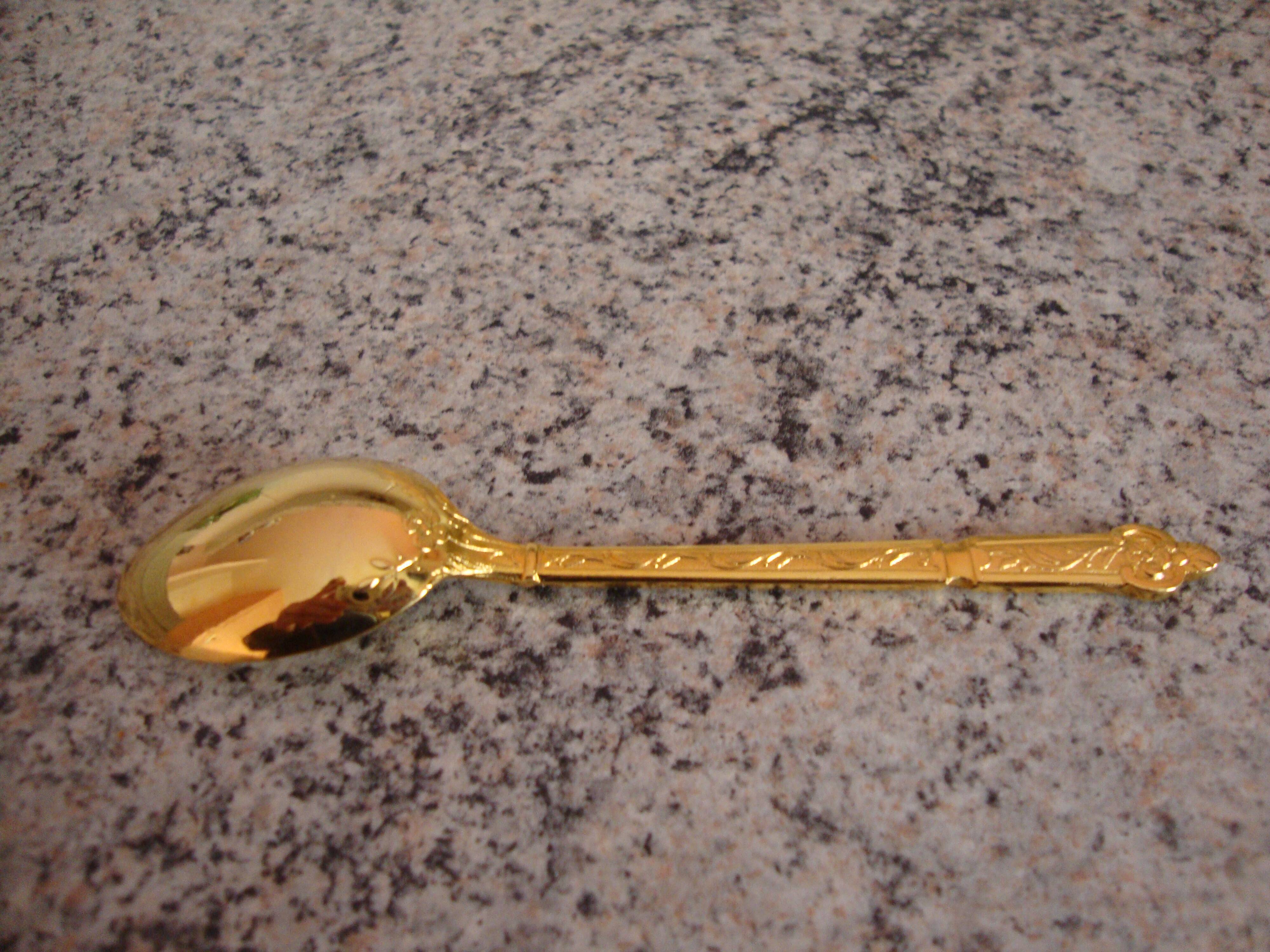 6 ancient golden mocha spoons in fine gold