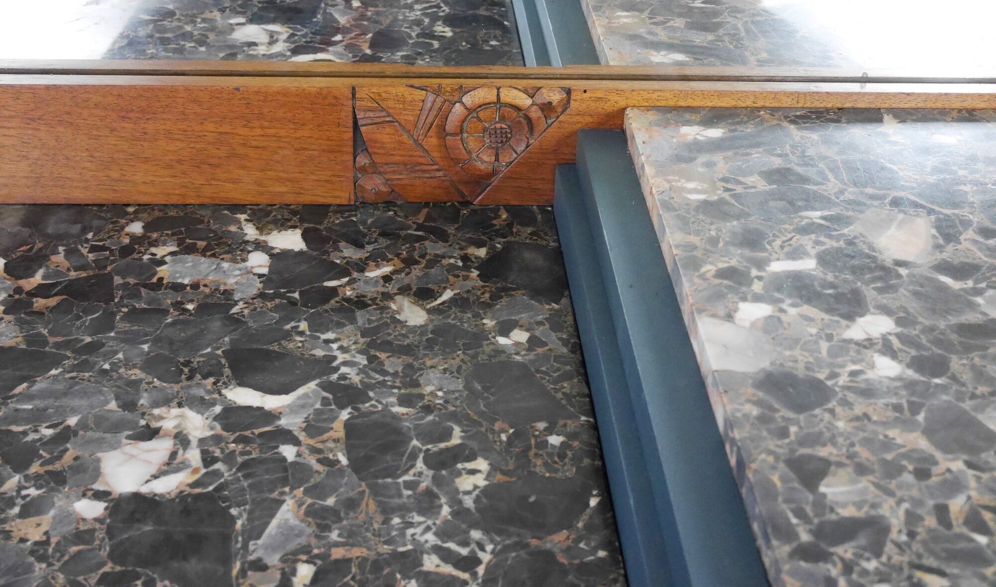 Sideboard Enfilade mirror Art Deco with floral motifs marble top