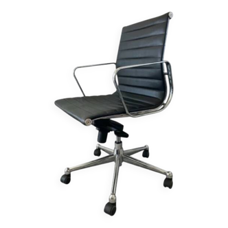 Leather office chair - Eames imitation