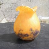 Vase in glass paste