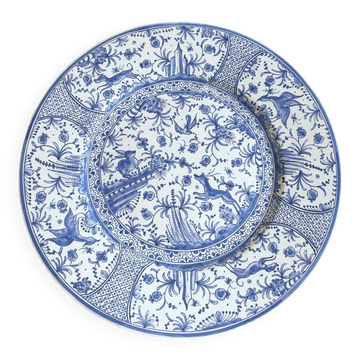 Hand-painted ceramic serving dish from Coimbra
