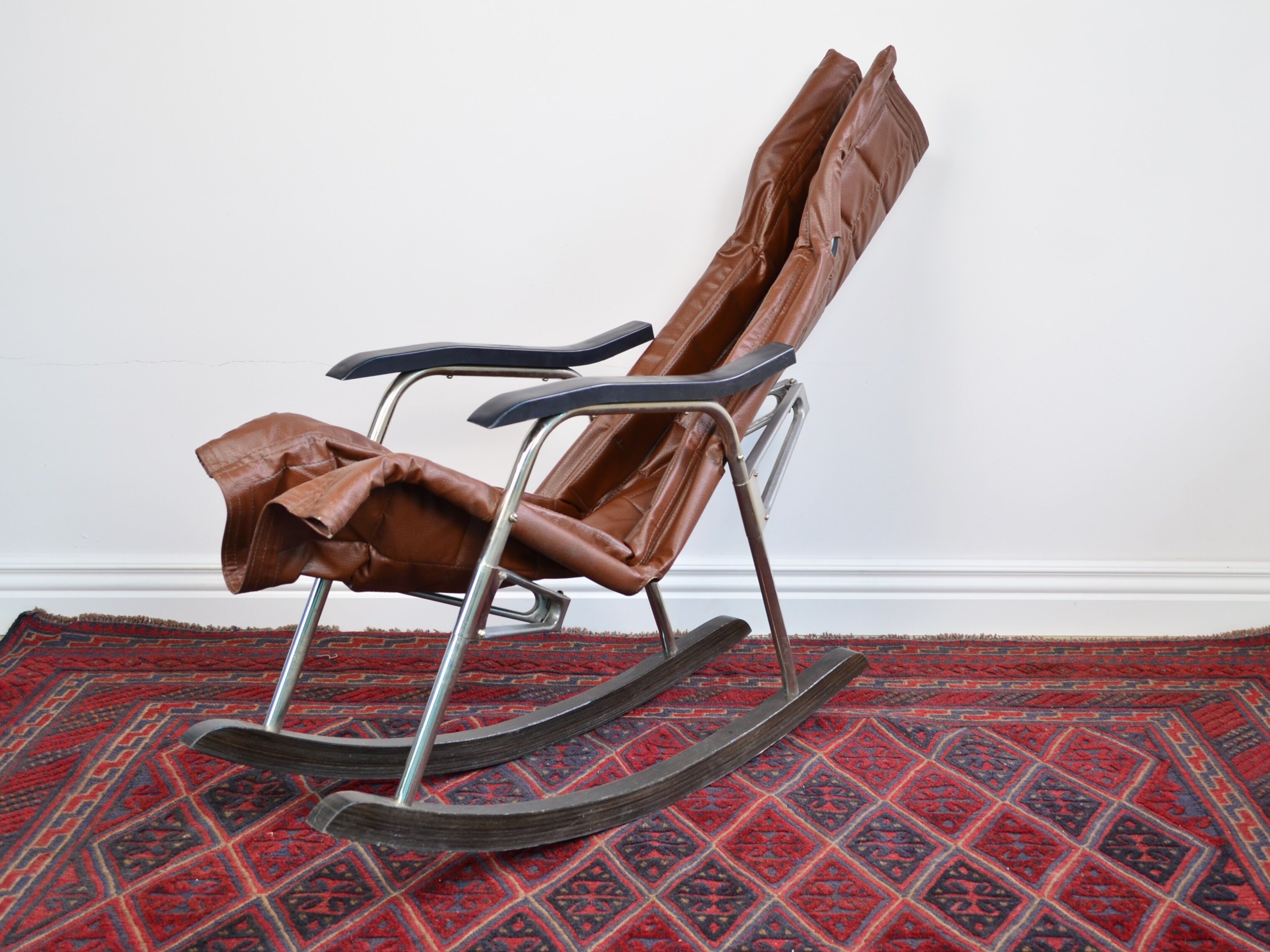 Mid Century folding rocking chair by Takeshi Nii