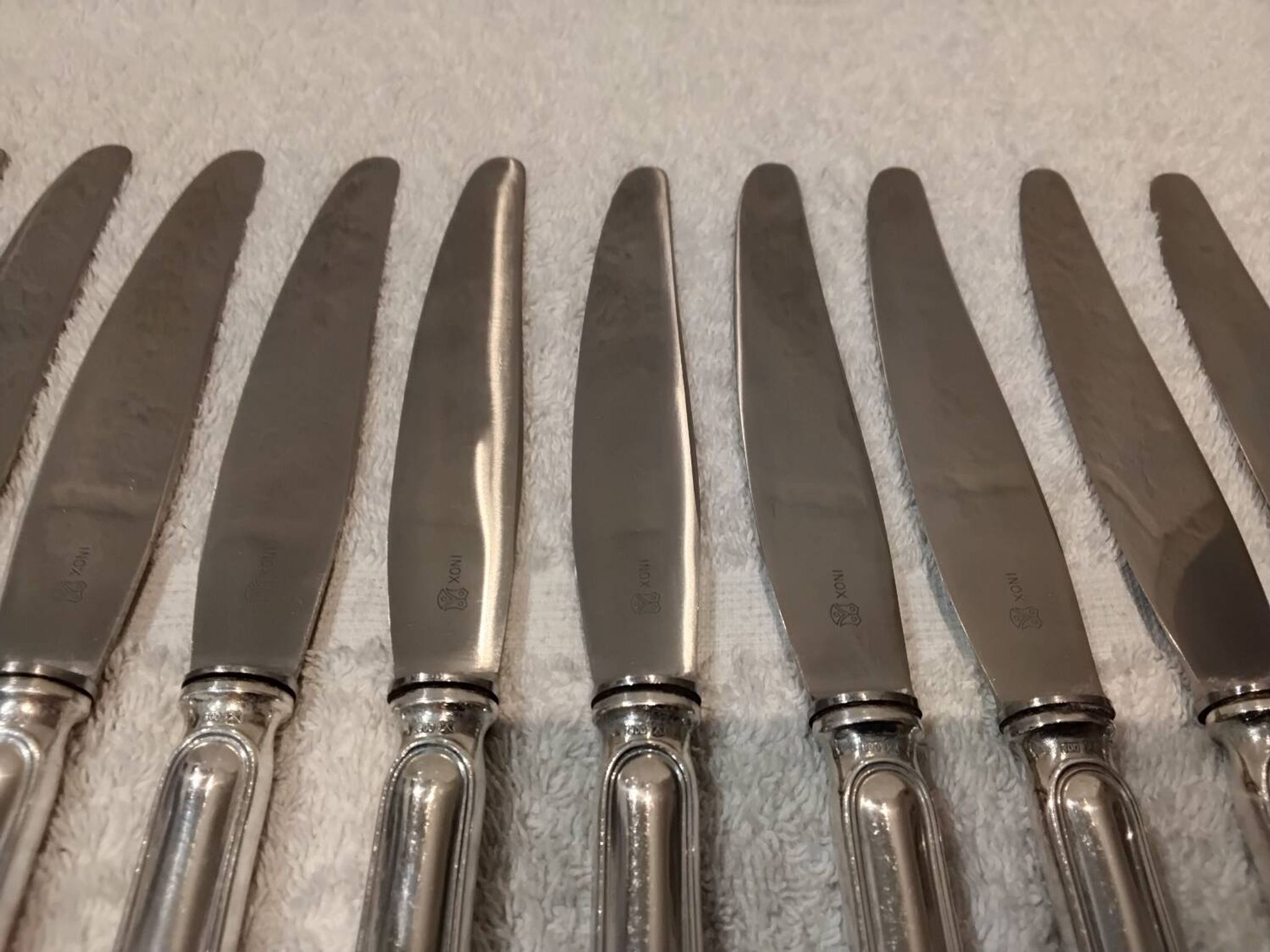 11 table knives with 800 silver handles, Swiss goldsmith Jezler filet