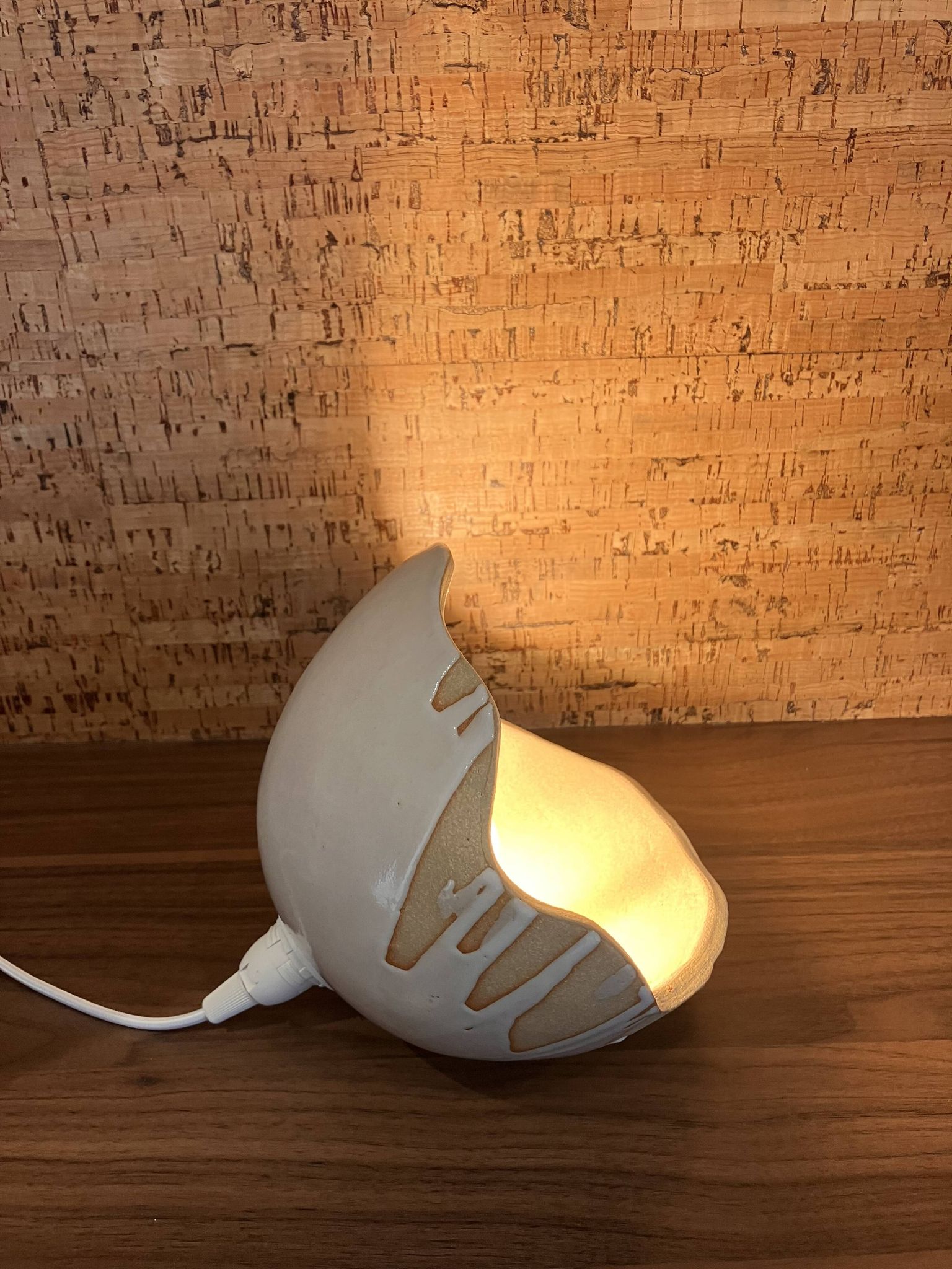 Lampe baladeuse organique en céramique