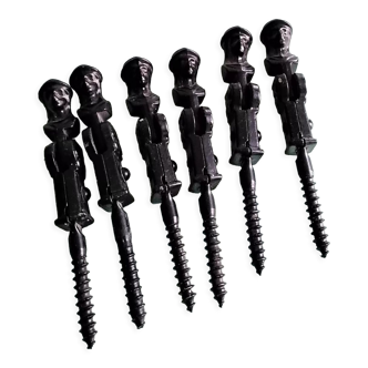 Shepherdesses for wooden shutters