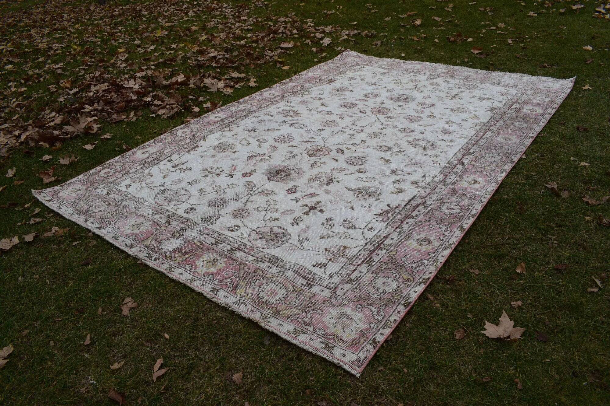 Vintage Turkish Oushak rug 195x305 cm