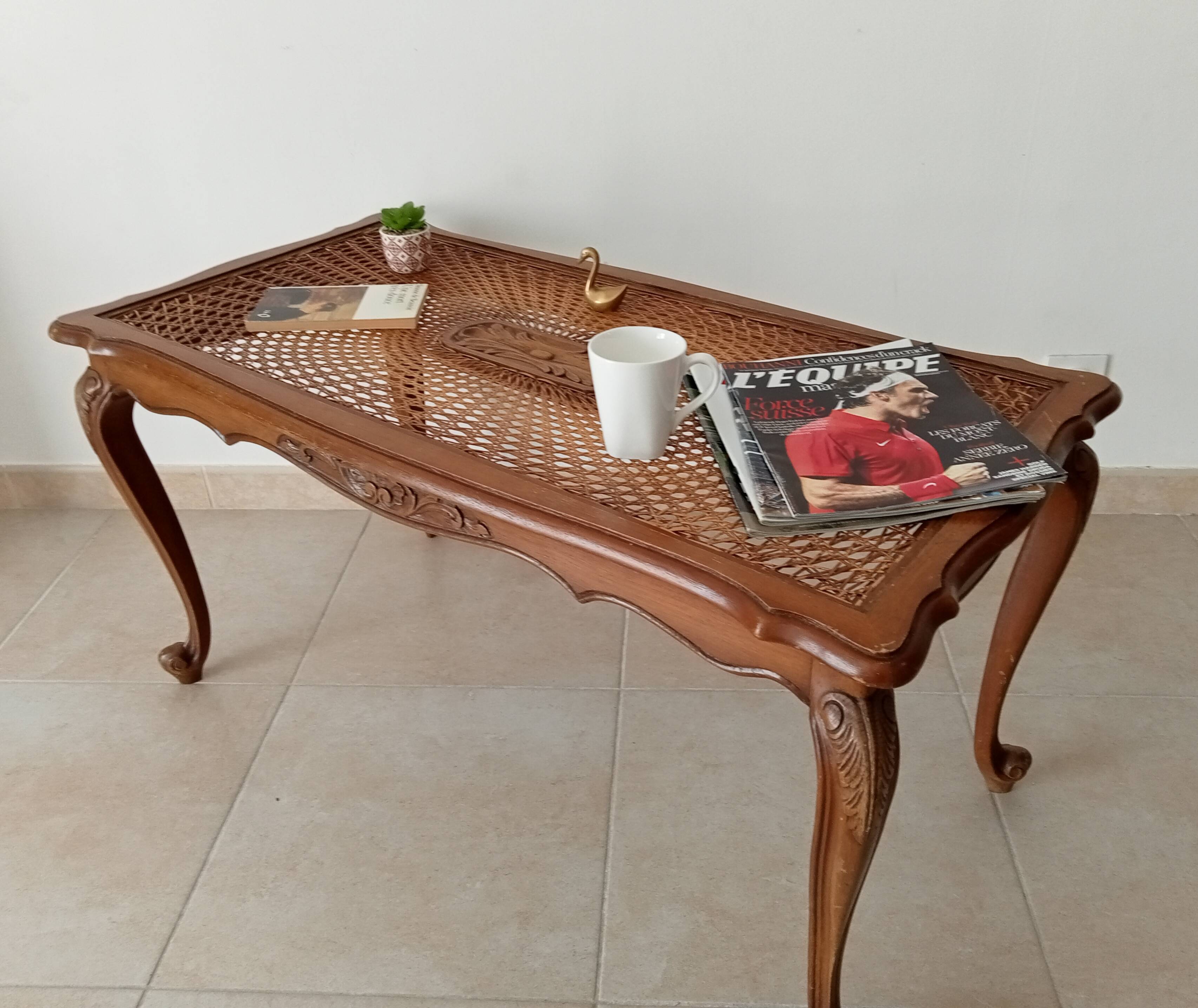 Vintage Chippendale coffee table in Louis XV style beech and rattan