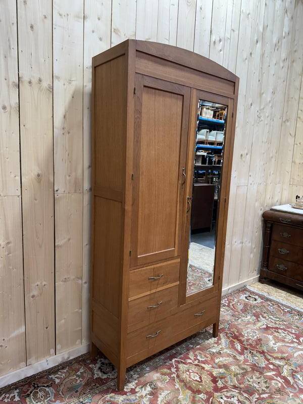 Armoire - Penderie en chêne massif époque 1950/1960