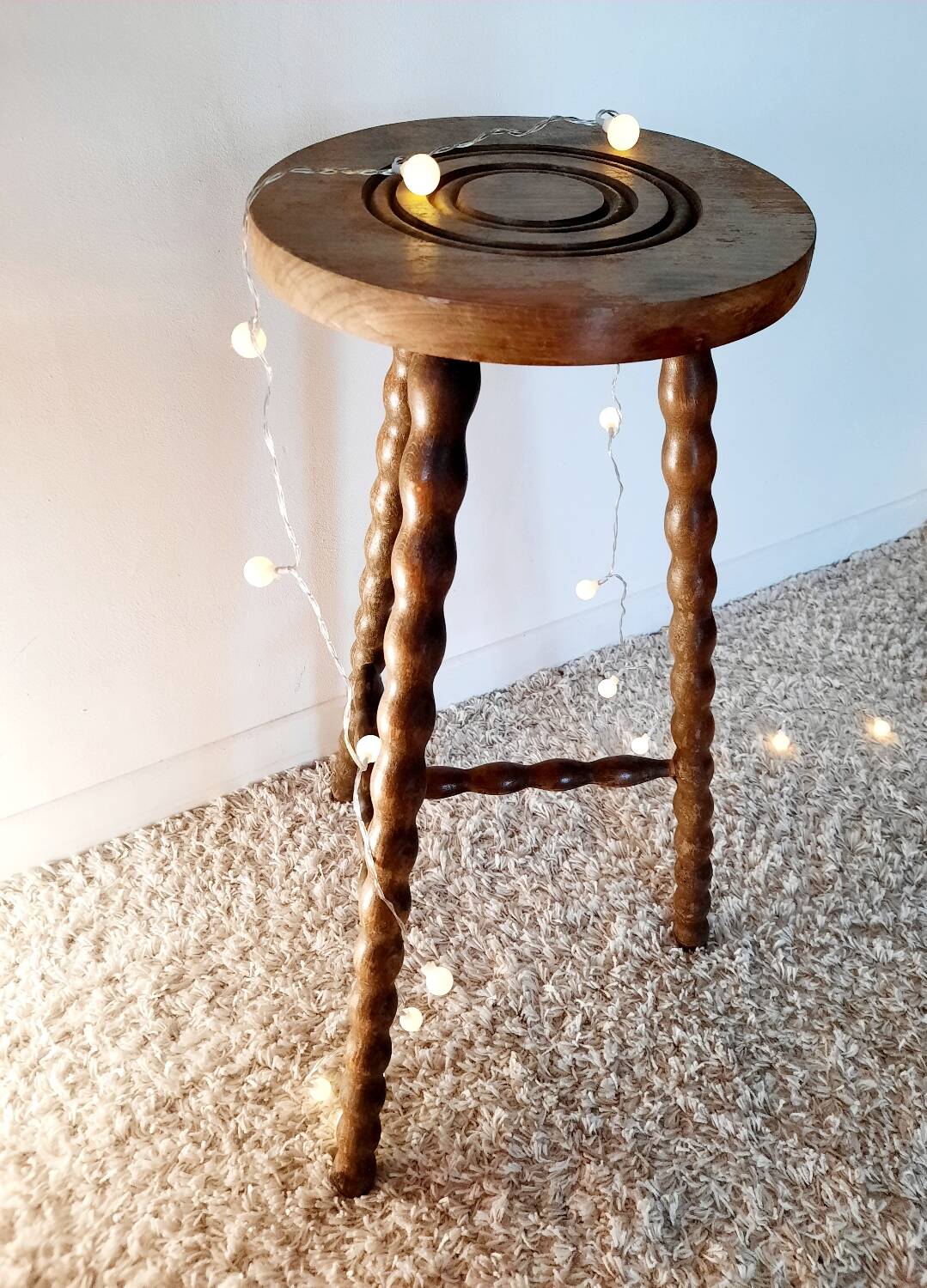 Tabouret haut tripode bois pieds tournés